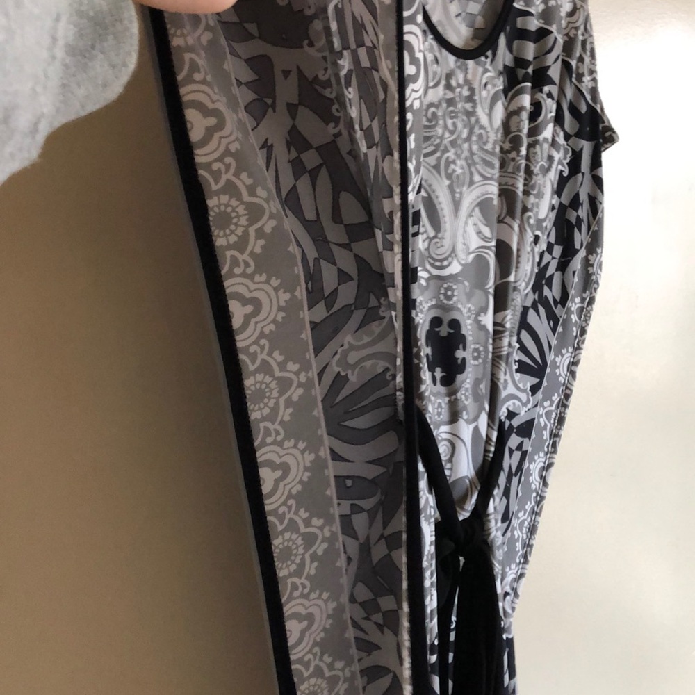 Blouse - Picture 3 of 6